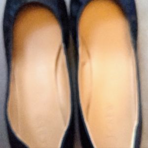 NWOT J Crew Black Leather Ballet Flats